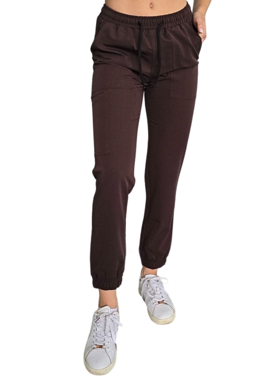 Joggery medyczne Casual Premium w kolorze czekoladowym